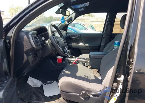 2019 Toyota Tacoma Trd Sport z USA, uszkodzony, nr VIN 3TMBZ5DN1KM023093